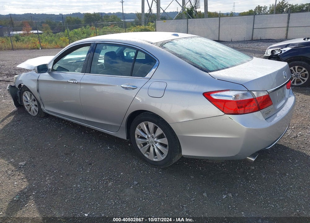 2015 HONDA ACCORD EX-L V-6 VIN: 1HGCR3F89FA020947