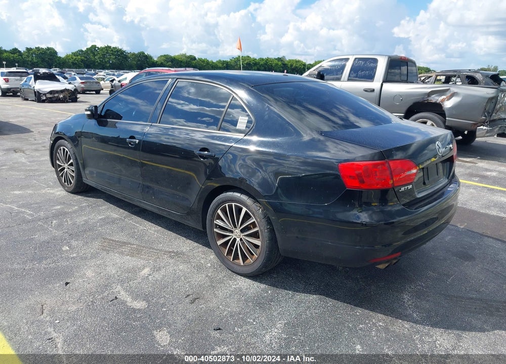 2012 VOLKSWAGEN JETTA 2.5L SE VIN: 3VWDX7AJ2CM108759