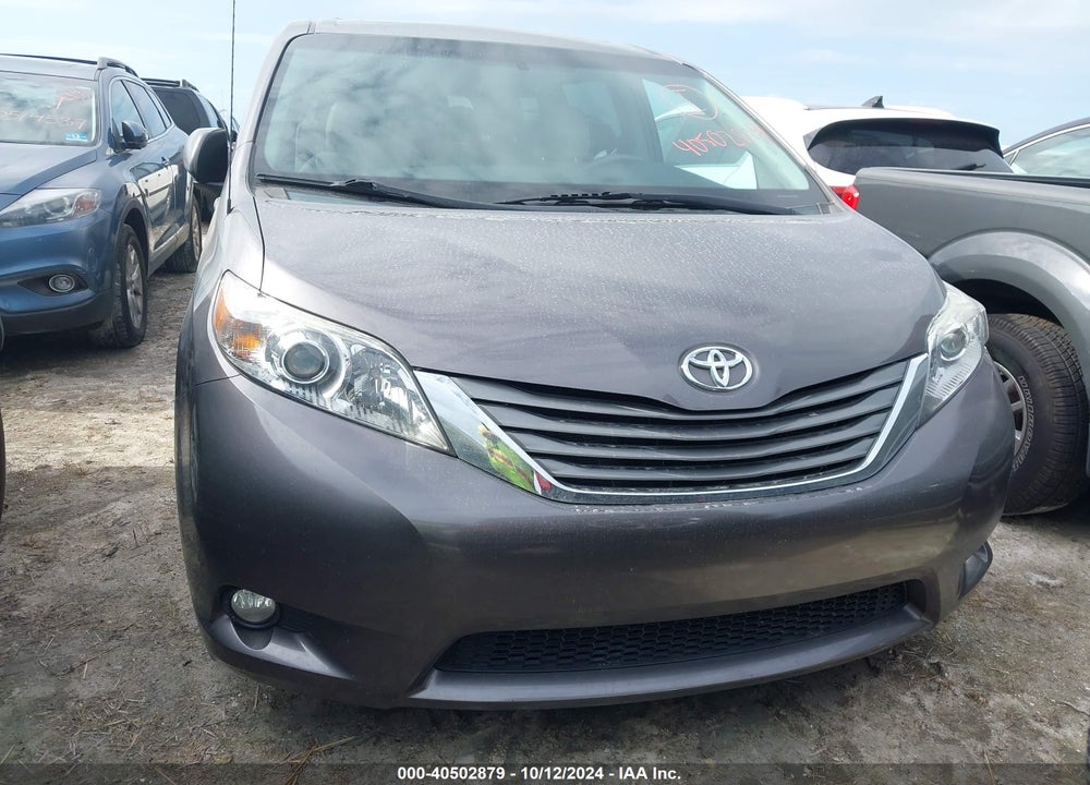 2013 TOYOTA SIENNA XLE 7 PASSENGER VIN: 5TDDK3DC5DS053541