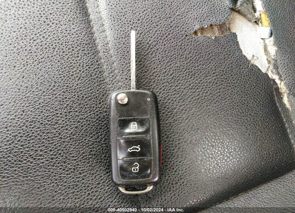 2011 VOLKSWAGEN JETTA 2.5L SE VIN: 3VWDZ7AJ3BM309823