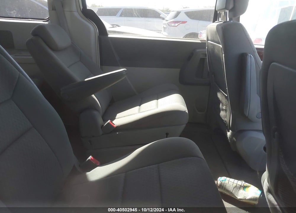 2010 CHRYSLER TOWN & COUNTRY TOURING VIN: 2A4RR5D15AR463444