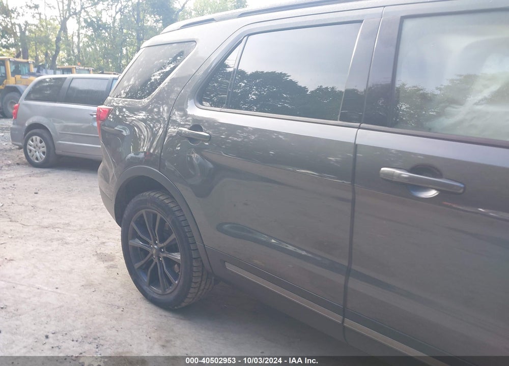2017 FORD EXPLORER XLT VIN: 1FM5K8D84HGE20809