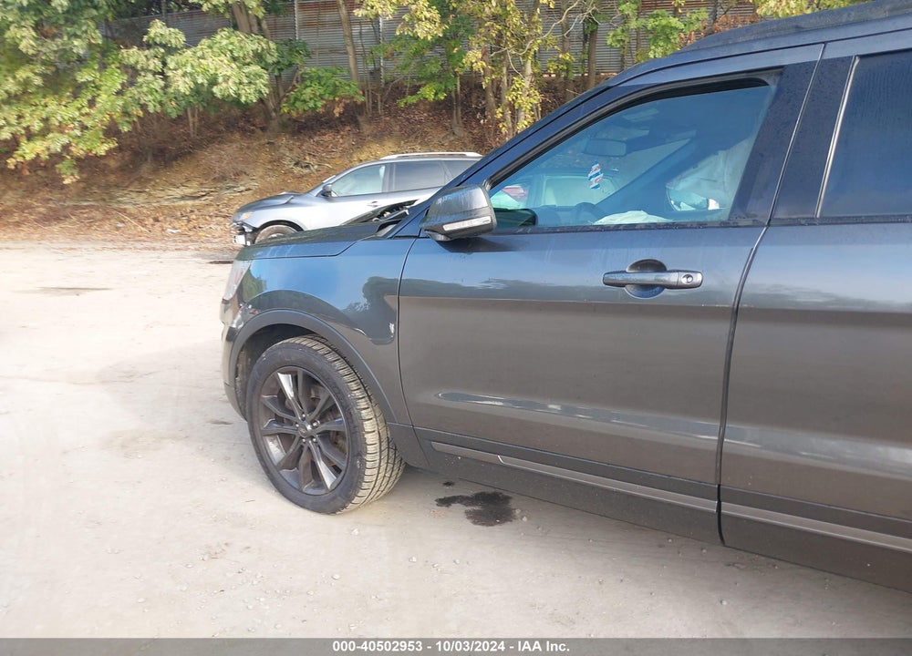 2017 FORD EXPLORER XLT VIN: 1FM5K8D84HGE20809