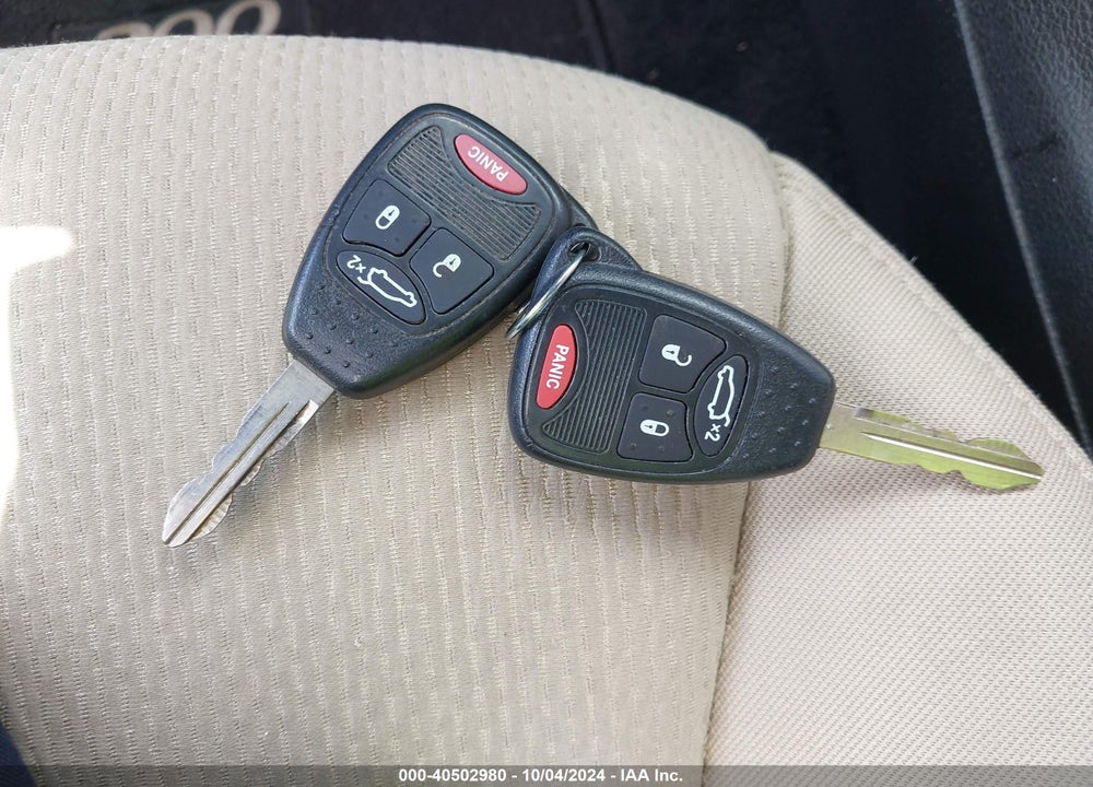 2014 CHRYSLER 200 TOURING VIN: 1C3CCBBB7EN192806