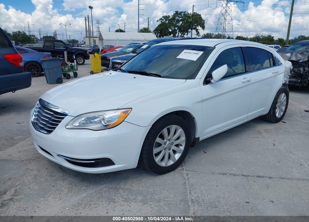 2014 CHRYSLER 200 TOURING VIN: 1C3CCBBB7EN192806
