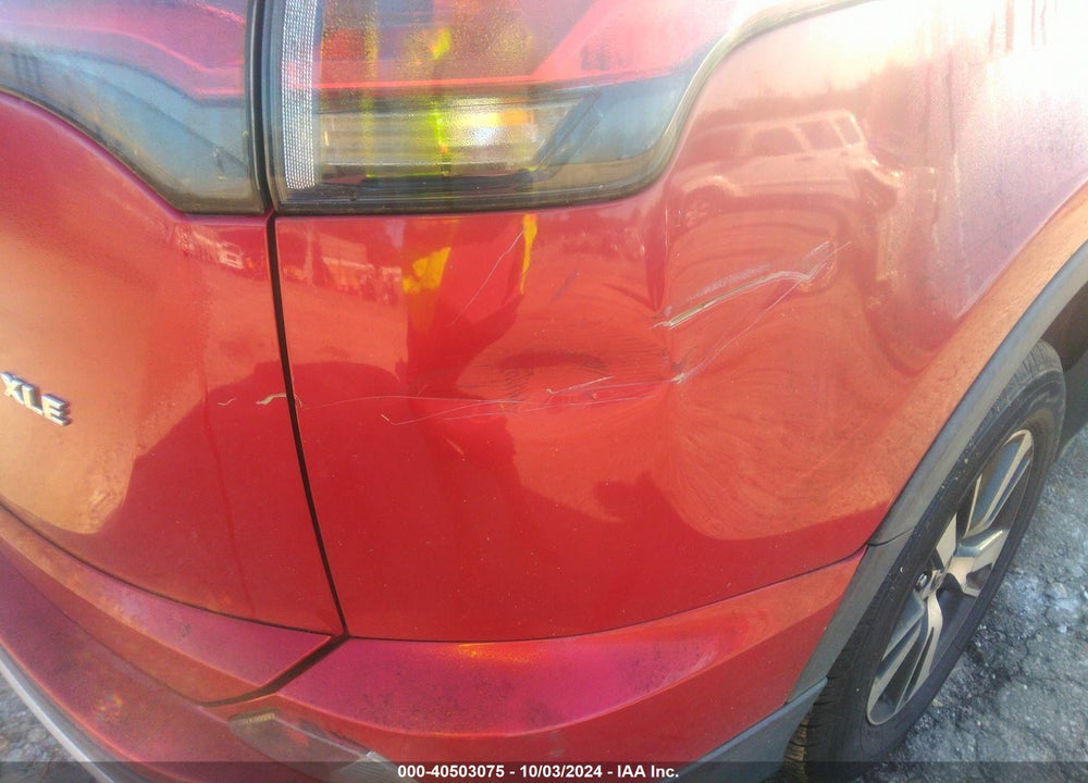 2016 TOYOTA RAV4 XLE VIN: 2T3WFREV6GW295595