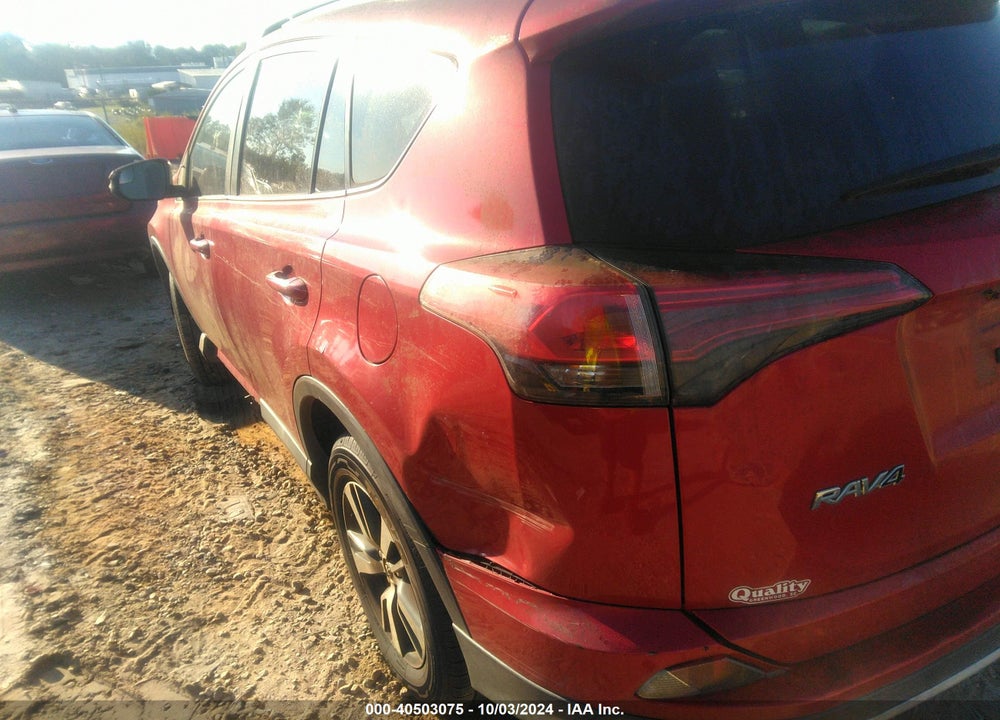 2016 TOYOTA RAV4 XLE VIN: 2T3WFREV6GW295595