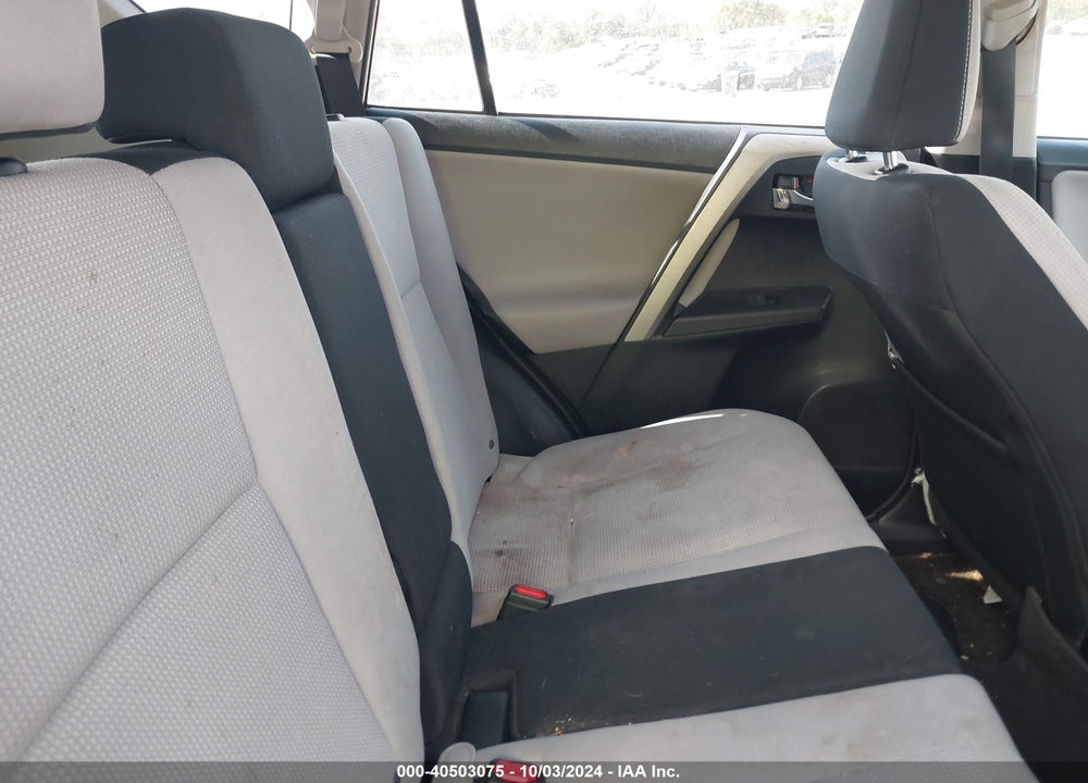 2016 TOYOTA RAV4 XLE VIN: 2T3WFREV6GW295595