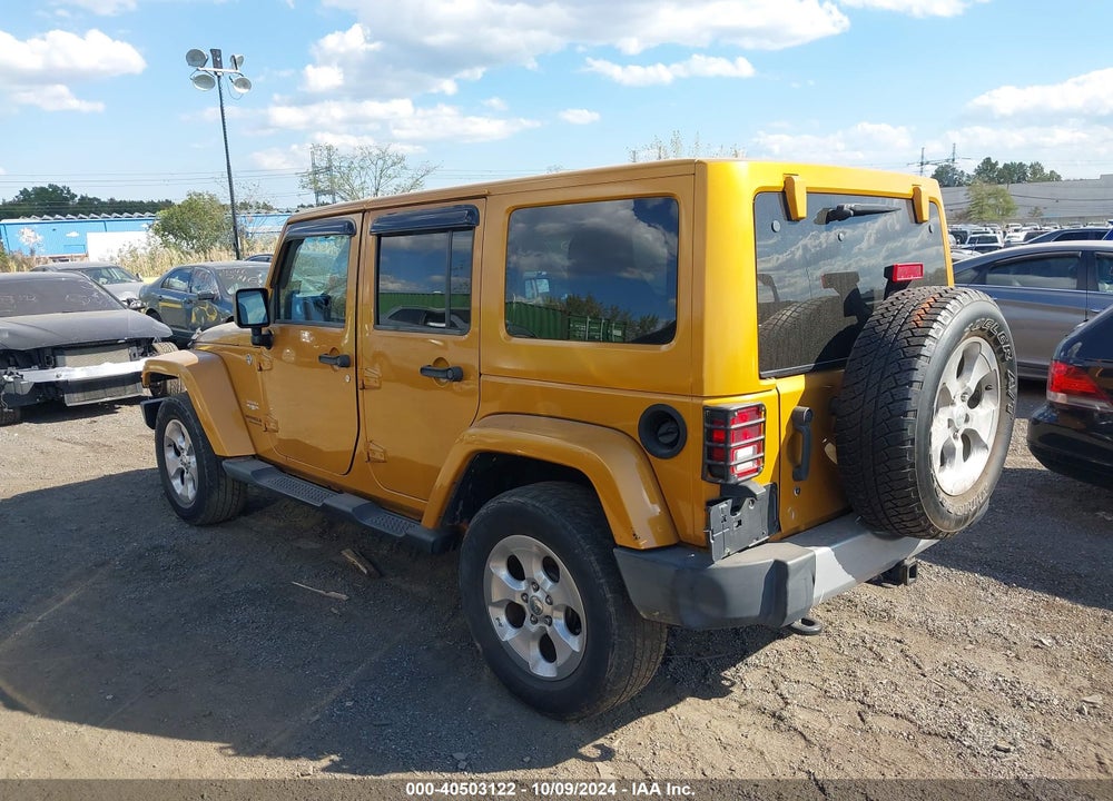 2014 JEEP WRANGLER UNLIMITED SAHARA VIN: 1C4BJWEG3EL183933