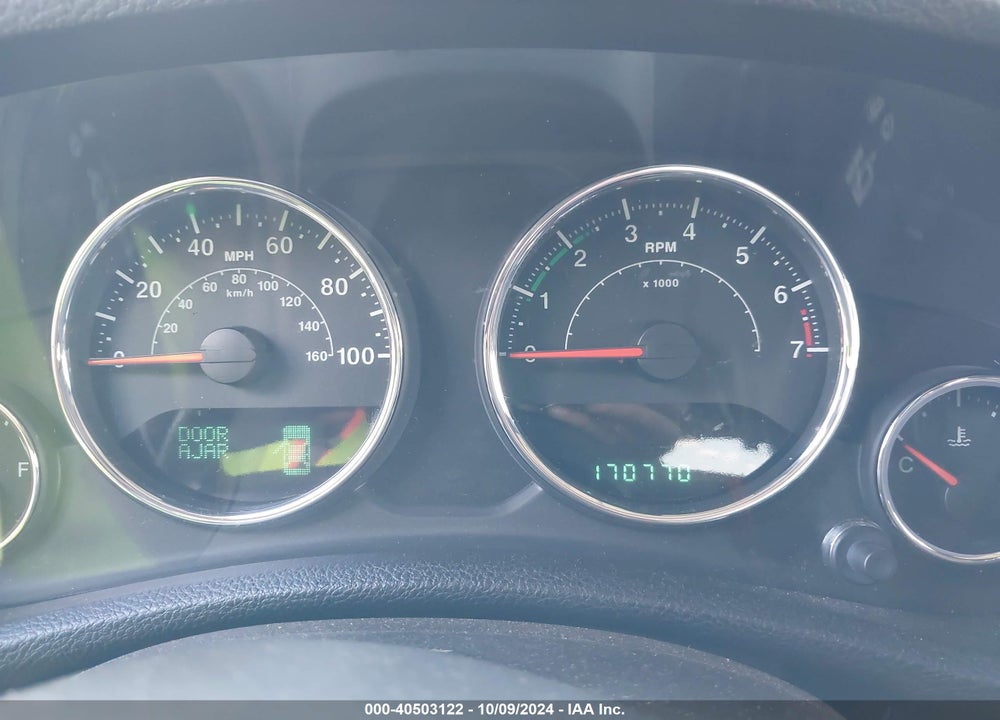 2014 JEEP WRANGLER UNLIMITED SAHARA VIN: 1C4BJWEG3EL183933