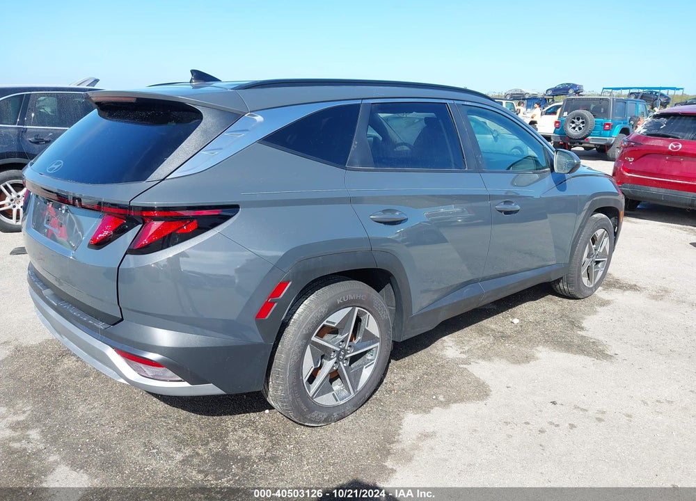 2025 HYUNDAI TUCSON SEL VIN: 5NMJB3DE8SH445613