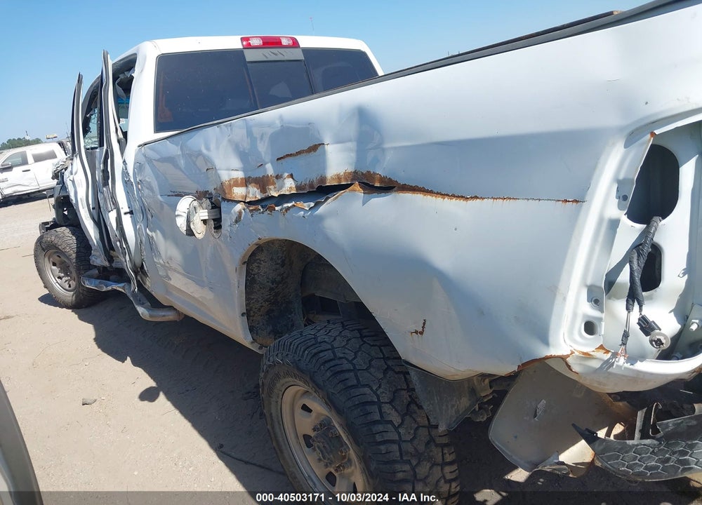 2014 RAM 2500 SLT VIN: 3C6UR5JL3EG157626