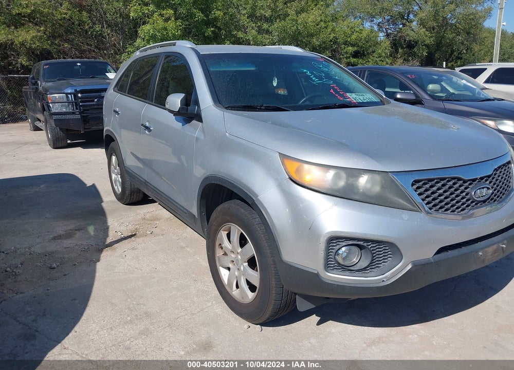 2011 KIA SORENTO LX VIN: 5XYKT3A10BG044909