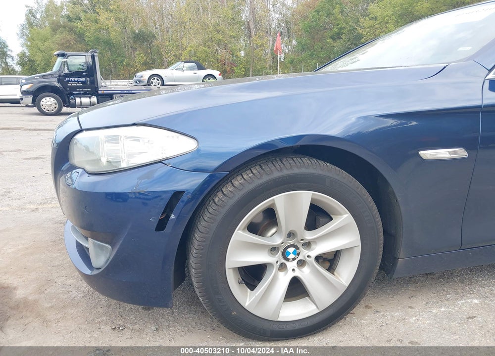 2013 BMW 528I XDRIVE VIN: WBAXH5C52DD111446