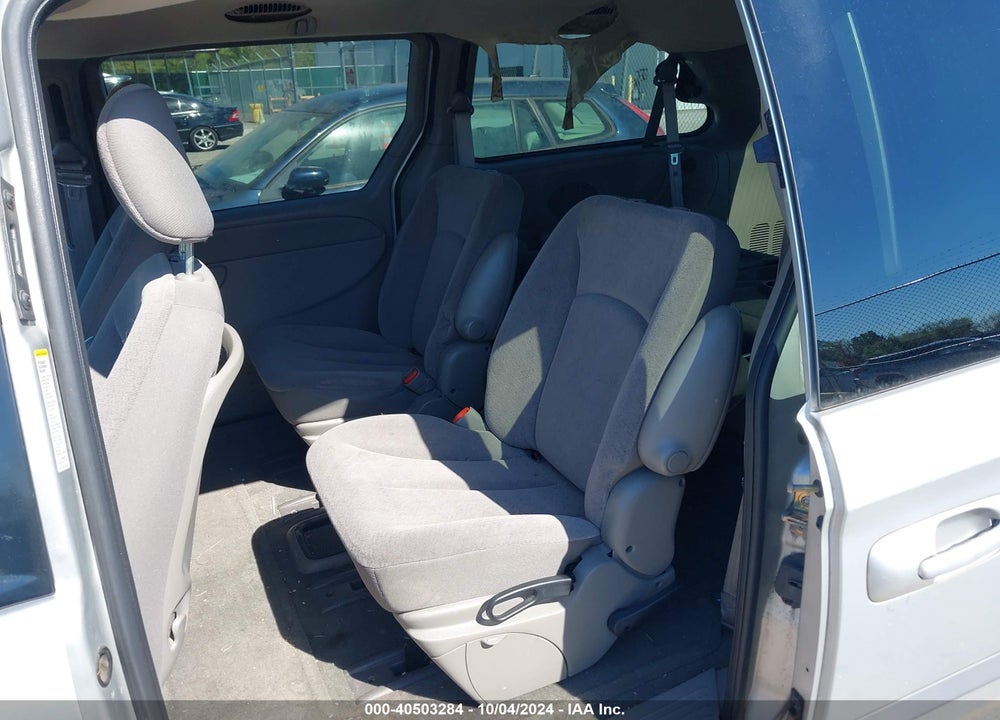 2002 DODGE GRAND CARAVAN EX VIN: 2B4GP74L92R721589