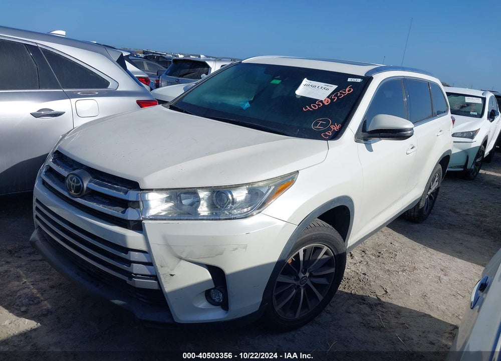 2019 TOYOTA HIGHLANDER XLE VIN: 5TDKZRFHXKS565694