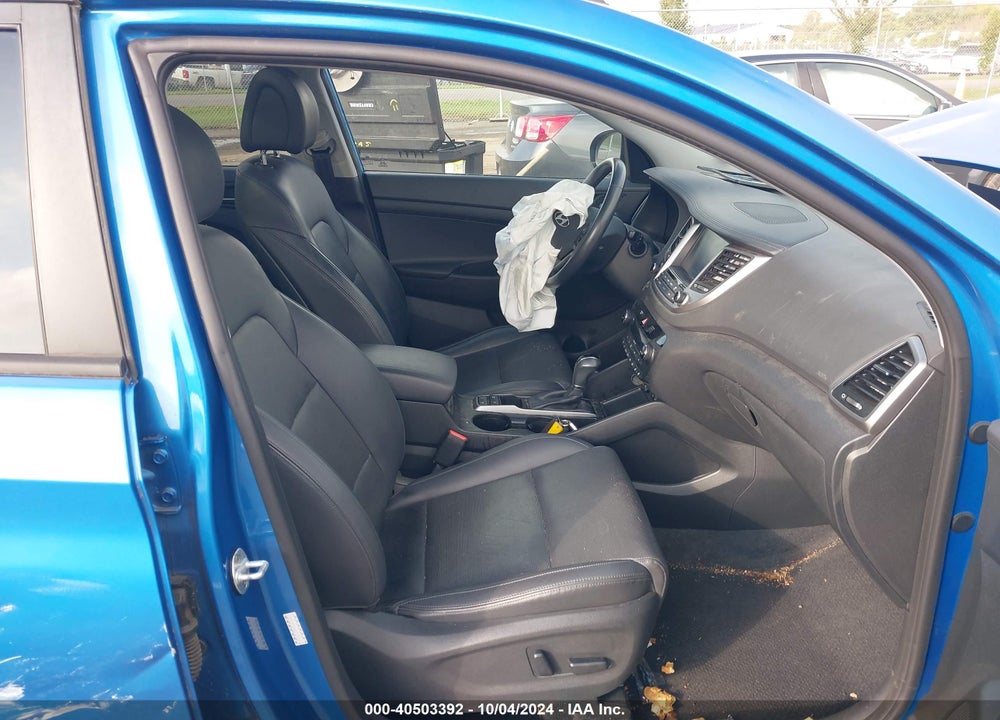 2017 HYUNDAI TUCSON LIMITED VIN: KM8J3CA25HU372561