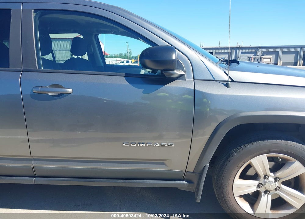 2011 JEEP COMPASS VIN: 1J4NF1FB6BD301817