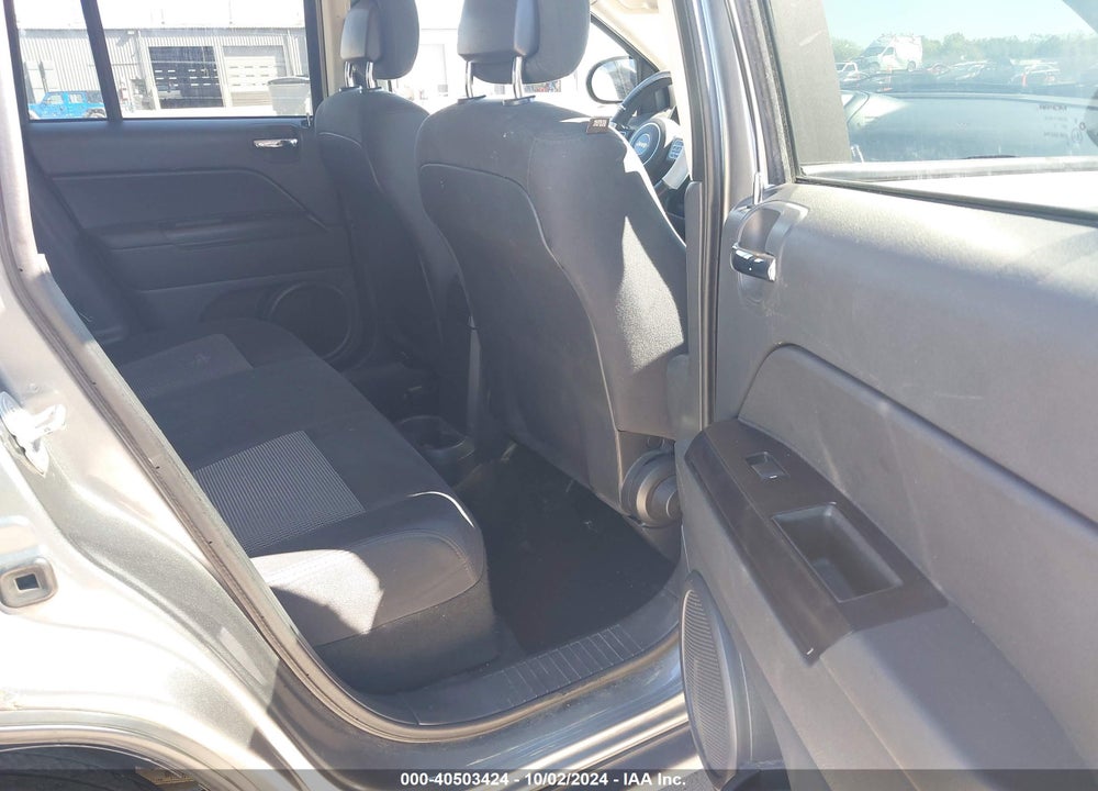 2011 JEEP COMPASS VIN: 1J4NF1FB6BD301817