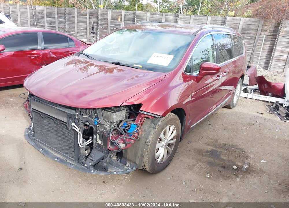 2018 CHRYSLER PACIFICA TOURING L VIN: 2C4RC1BG0JR280718