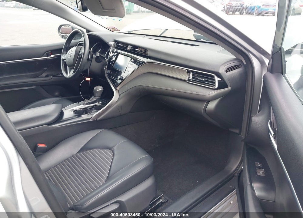 2019 TOYOTA CAMRY SE VIN: 4T1B11HK4KU704470