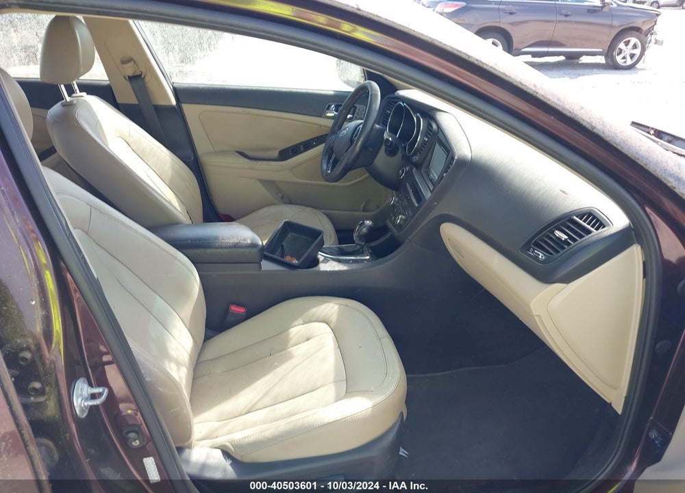 2011 KIA OPTIMA EX TURBO VIN: KNAGN4A69B5138441