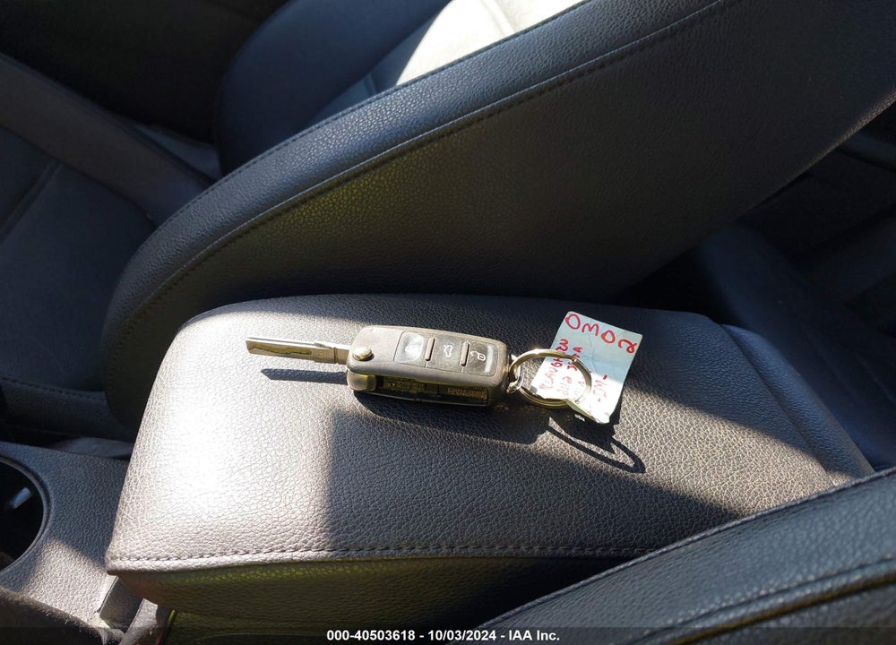 2012 VOLKSWAGEN JETTA 2.5L SE VIN: 3VWBP7AJ5CM111811