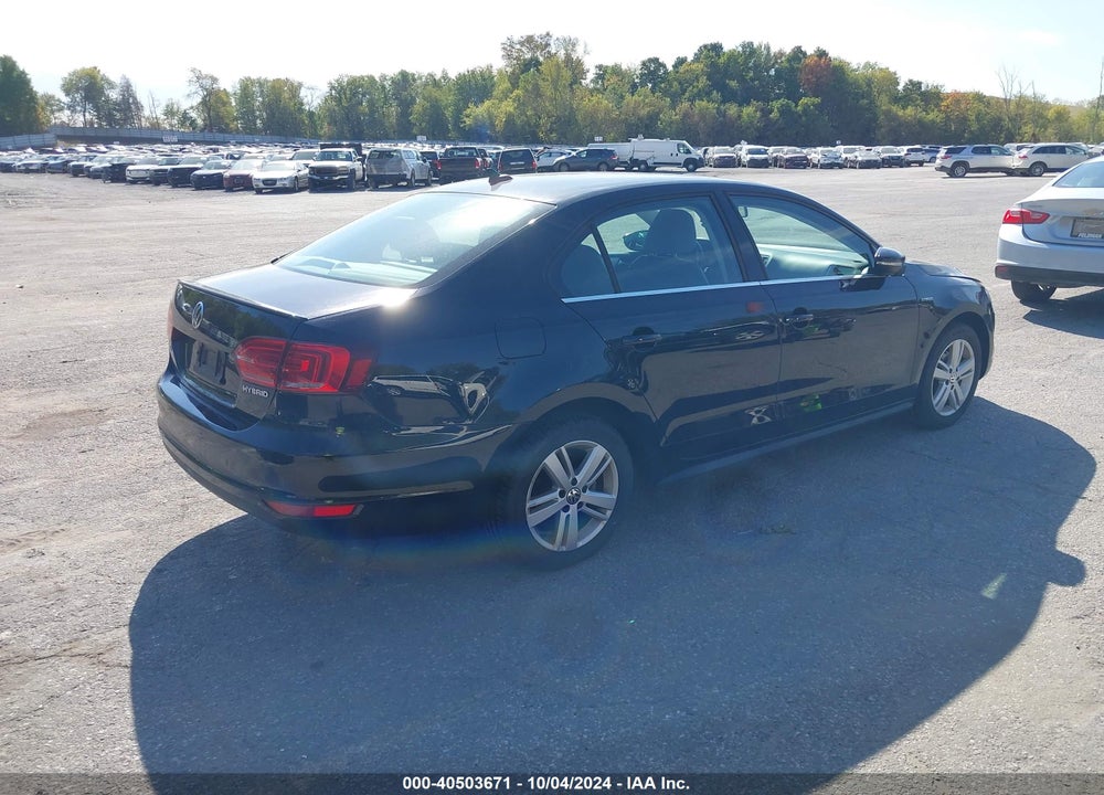 2014 VOLKSWAGEN JETTA HYBRID SEL VIN: 3VW637AJ8EM283430