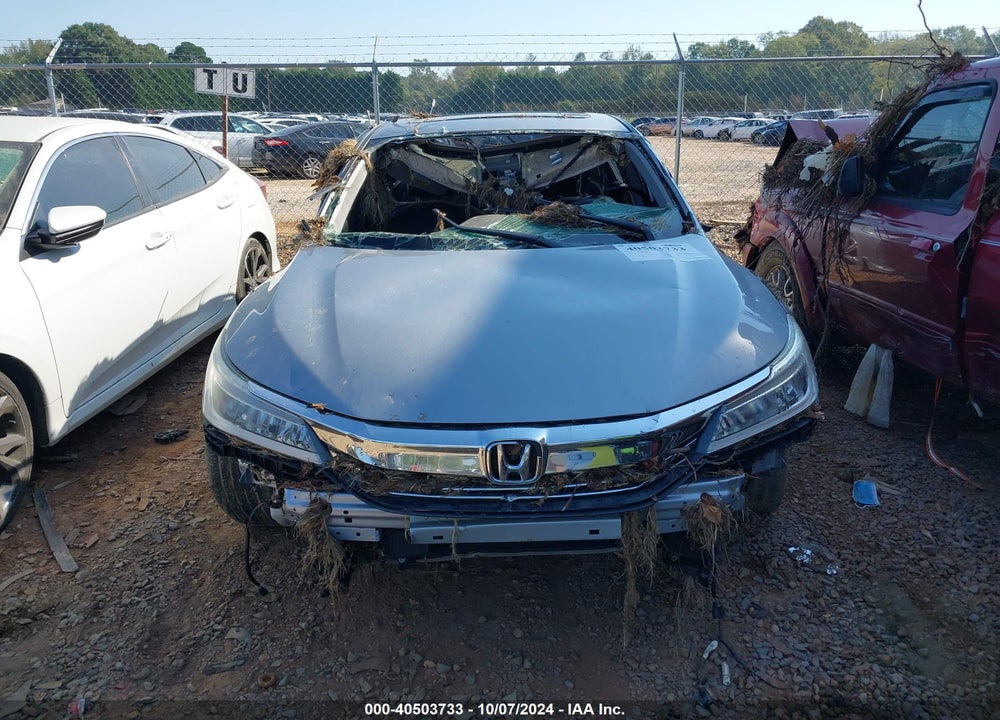 2017 HONDA ACCORD TOURING V6 VIN: 1HGCR3F92HA042865