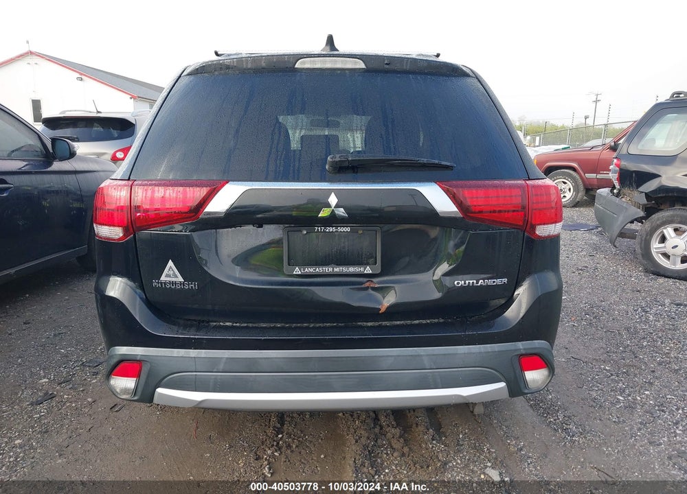 2018 MITSUBISHI OUTLANDER ES VIN: JA4AD2A34JJ000702