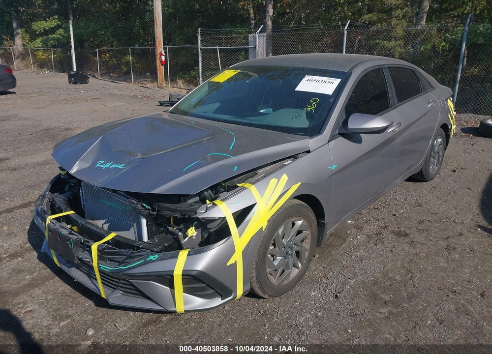 2024 HYUNDAI ELANTRA SEL VIN: KMHLM4DG8RU734581