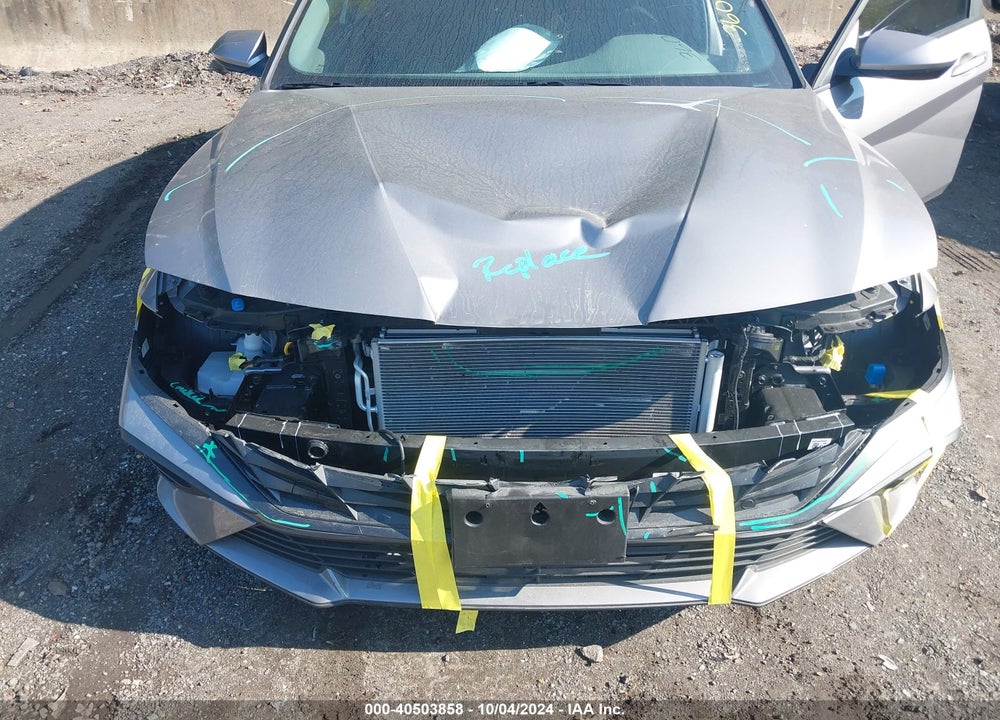 2024 HYUNDAI ELANTRA SEL VIN: KMHLM4DG8RU734581