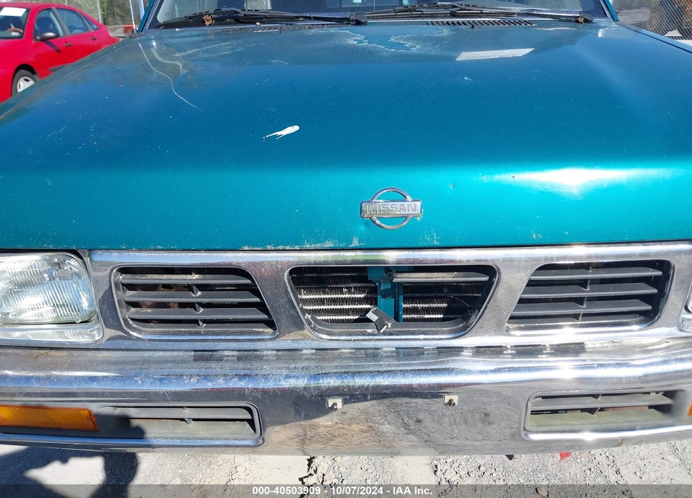 1996 NISSAN TRUCK XE VIN: 1N6SD11S6TC381842