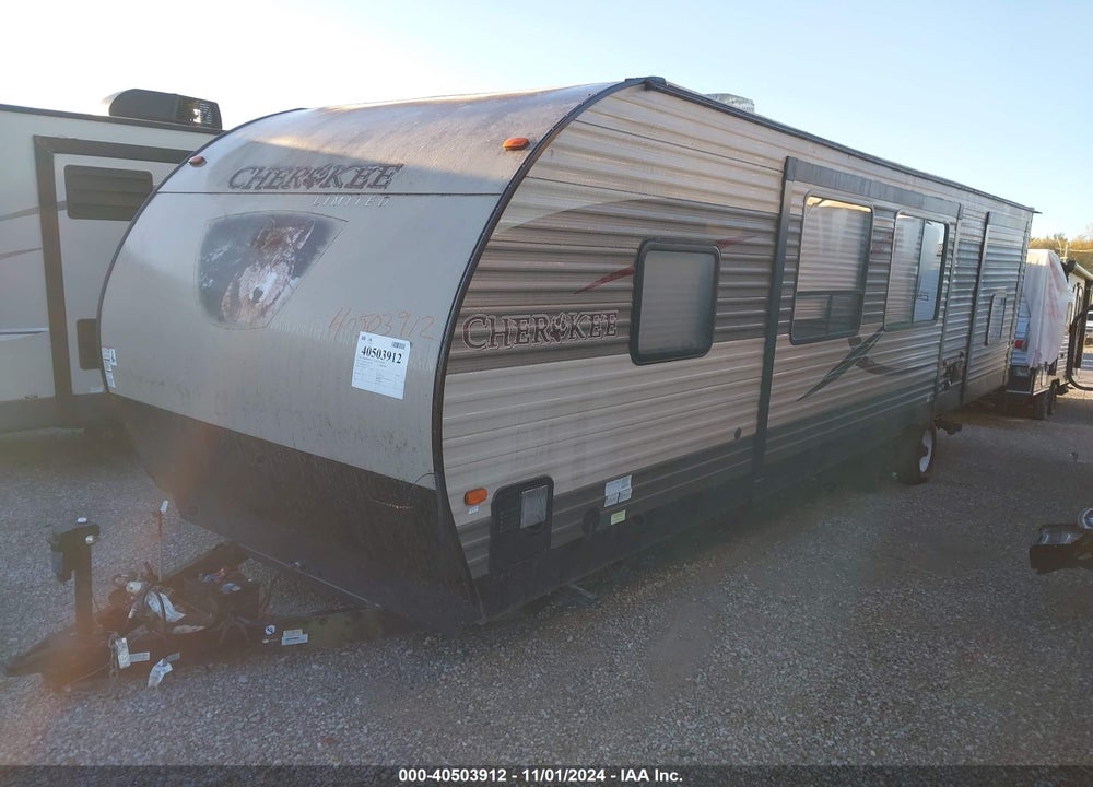 2017 FOREST RIVER CHEROKEE VIN: 4X4TCKE26HX125351