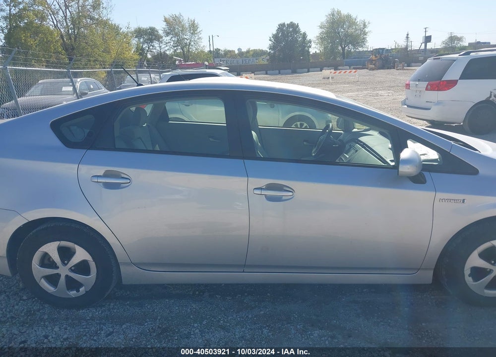 2013 TOYOTA PRIUS TWO VIN: JTDKN3DU6D5651554