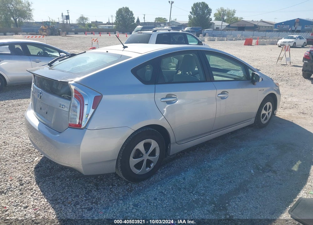2013 TOYOTA PRIUS TWO VIN: JTDKN3DU6D5651554