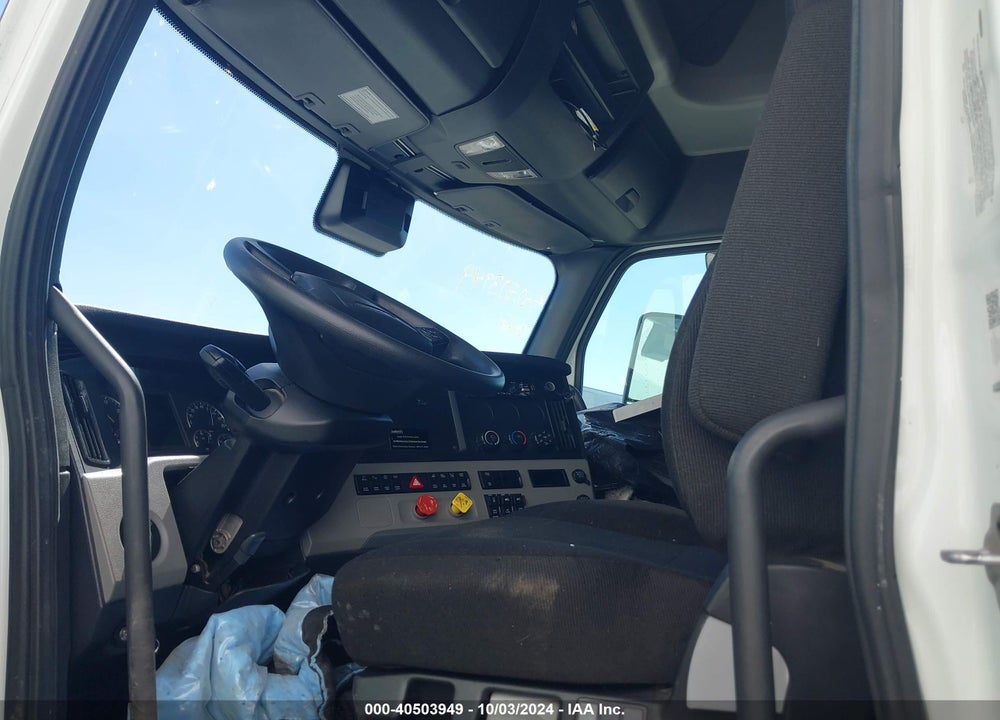 2021 FREIGHTLINER NEW CASCADIA 126 VIN: 3AKJHHDR0MSNA0838