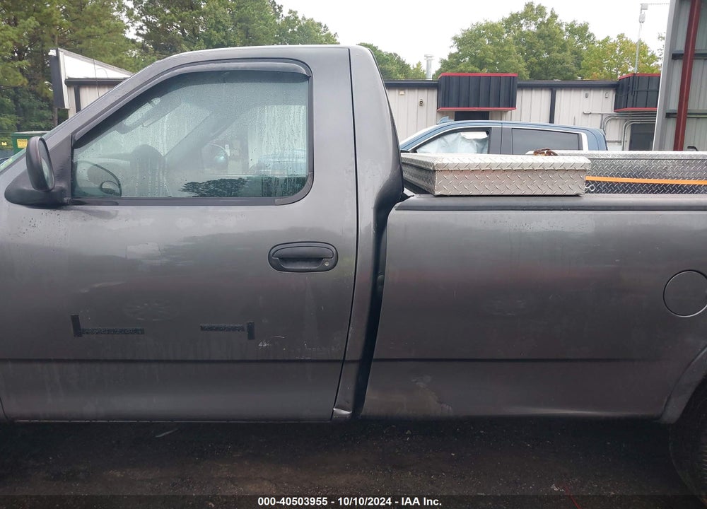 2003 FORD F-150 XL/XLT VIN: 1FTRF18213NB02321
