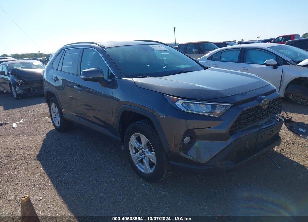 2019 TOYOTA RAV4 XLE VIN: 2T3W1RFV4KW006297