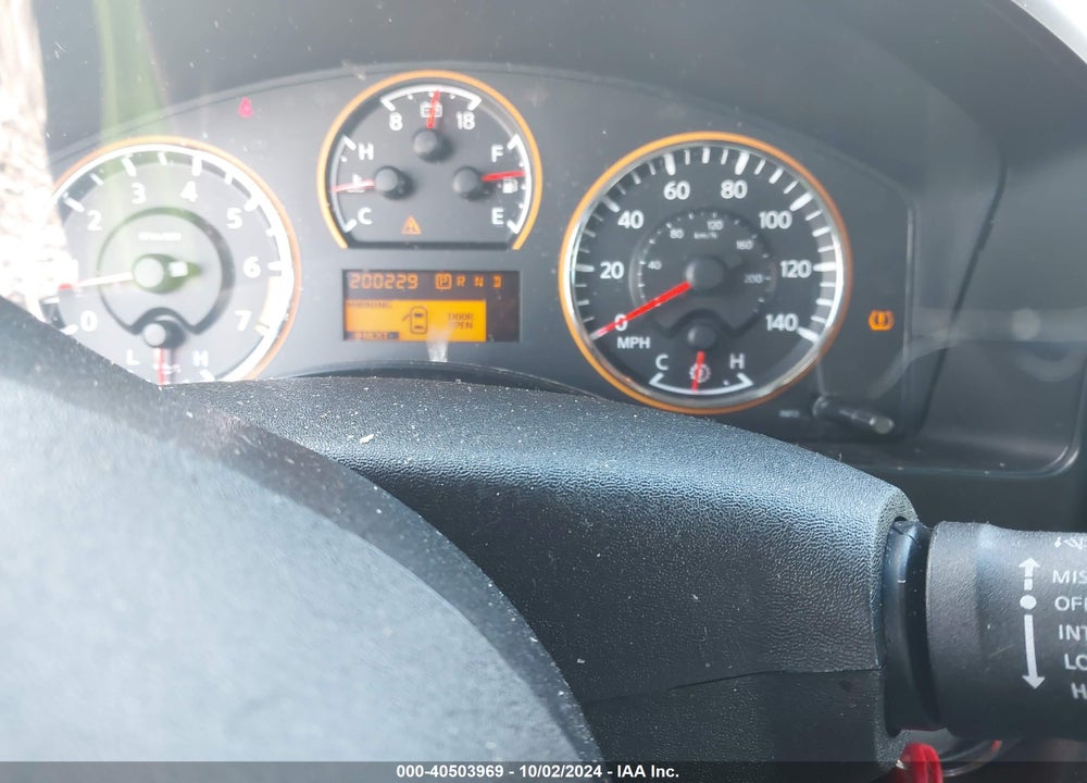 2011 NISSAN TITAN SL VIN: 1N6BA0ED8BN308120