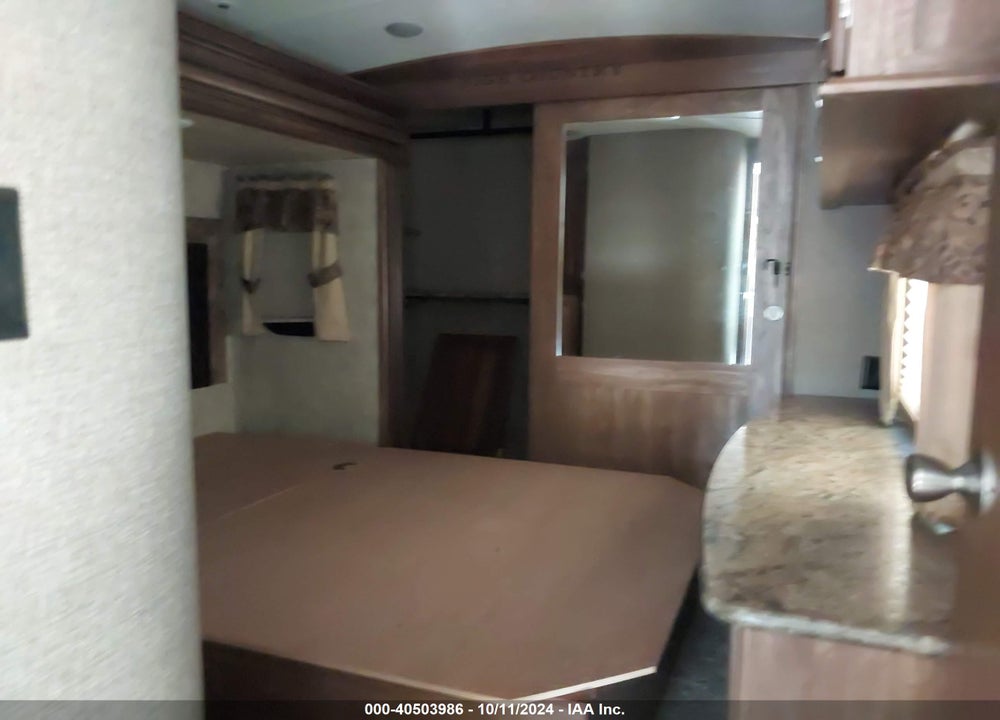 2015 KEYSTONE MONTANA 5TH WHEEL VIN: 4YDF30522FA740094