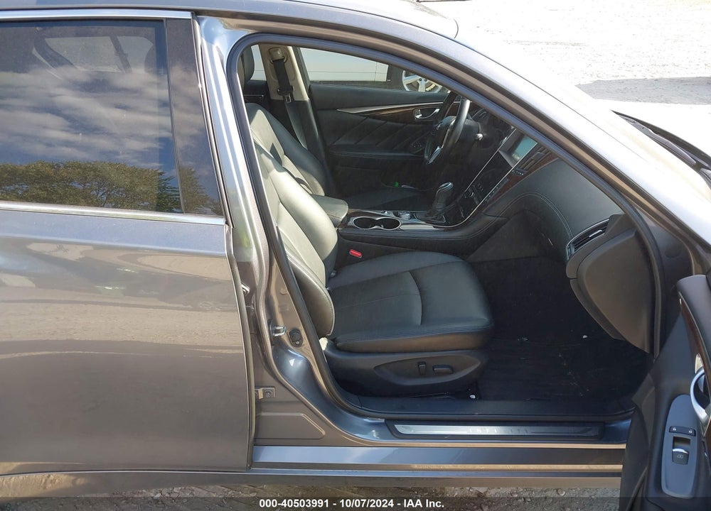 2018 INFINITI Q50 3.0T LUXE VIN: JN1EV7AR4JM610137