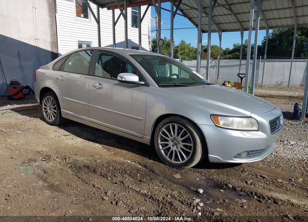 2009 VOLVO S40 2.4I VIN: YV1MS390592444423
