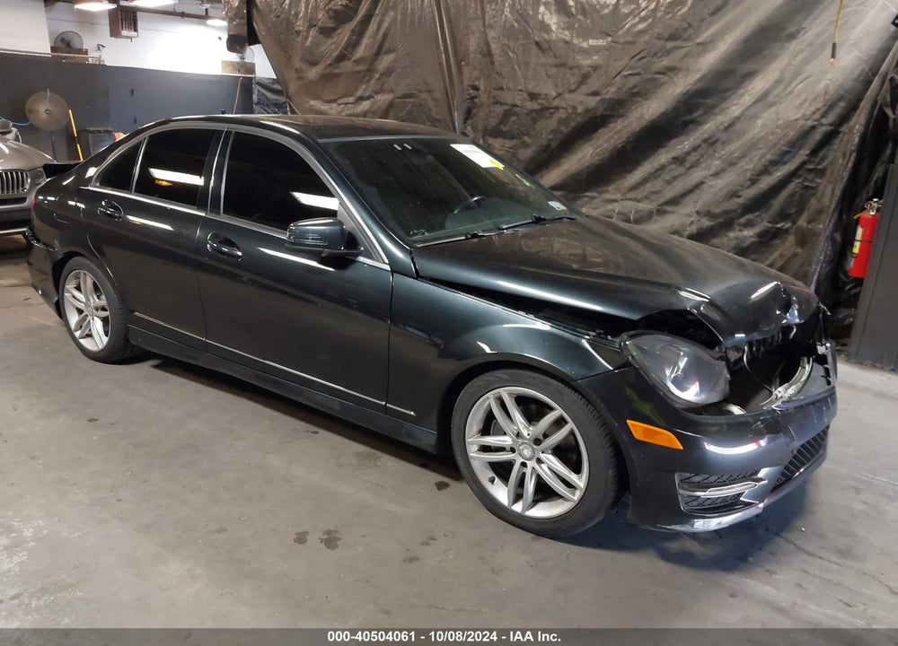 2012 MERCEDES-BENZ C 300 LUXURY 4MATIC/SPORT 4MATIC VIN: WDDGF8BB8CR192686