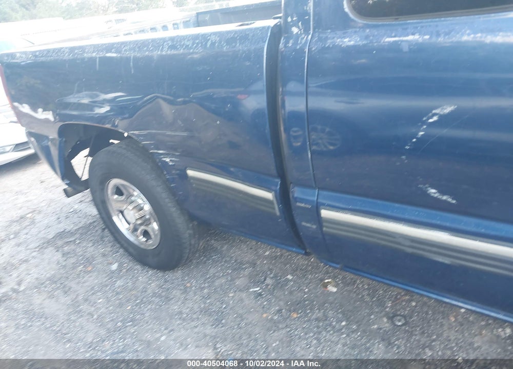 2001 CHEVROLET SILVERADO 1500 LS VIN: 2GCEC19W111385326