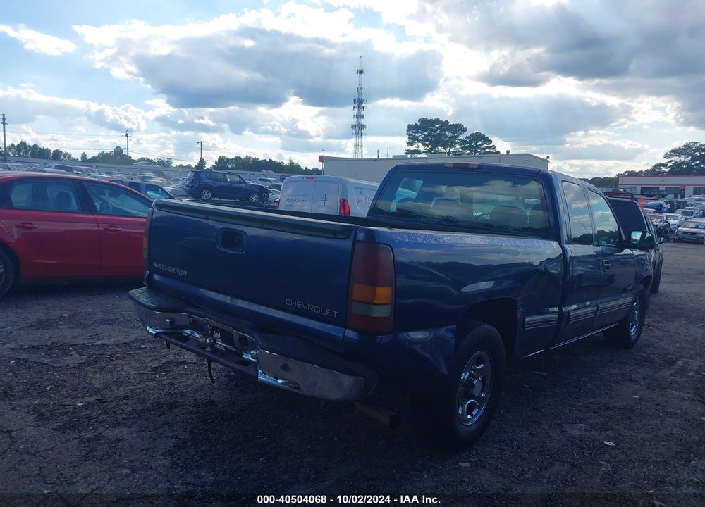 2001 CHEVROLET SILVERADO 1500 LS VIN: 2GCEC19W111385326