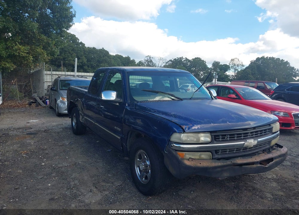 2001 CHEVROLET SILVERADO 1500 LS VIN: 2GCEC19W111385326