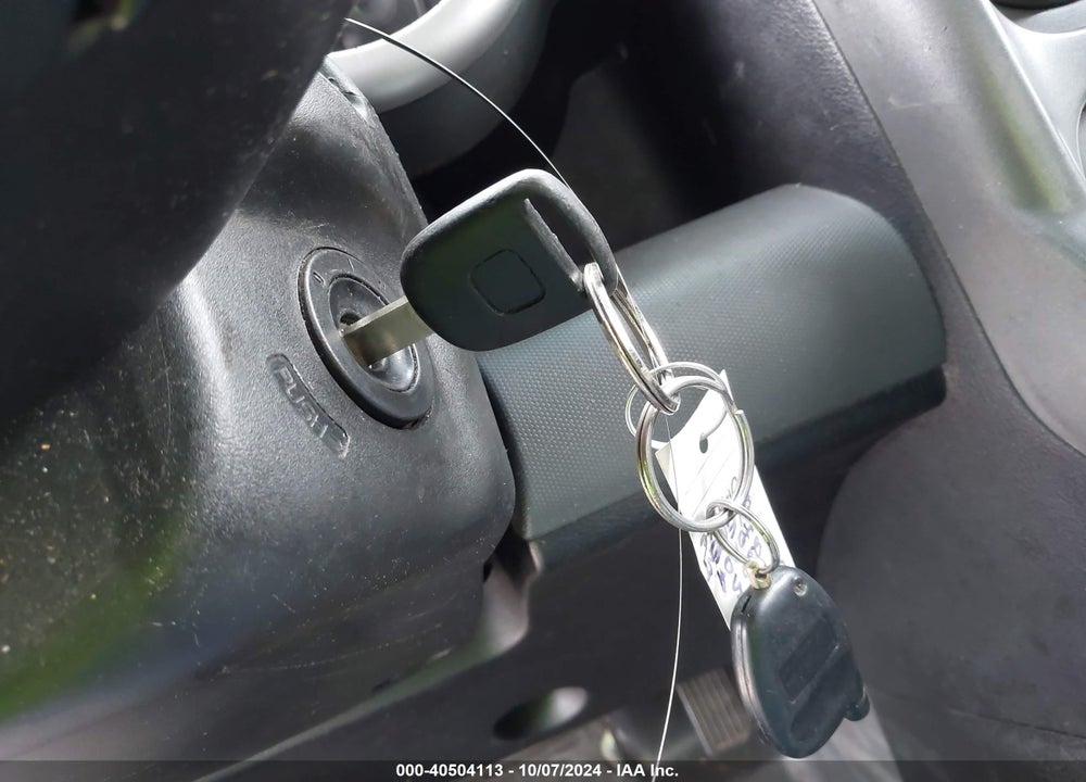 2005 HONDA ELEMENT EX VIN: 5J6YH28675L006751