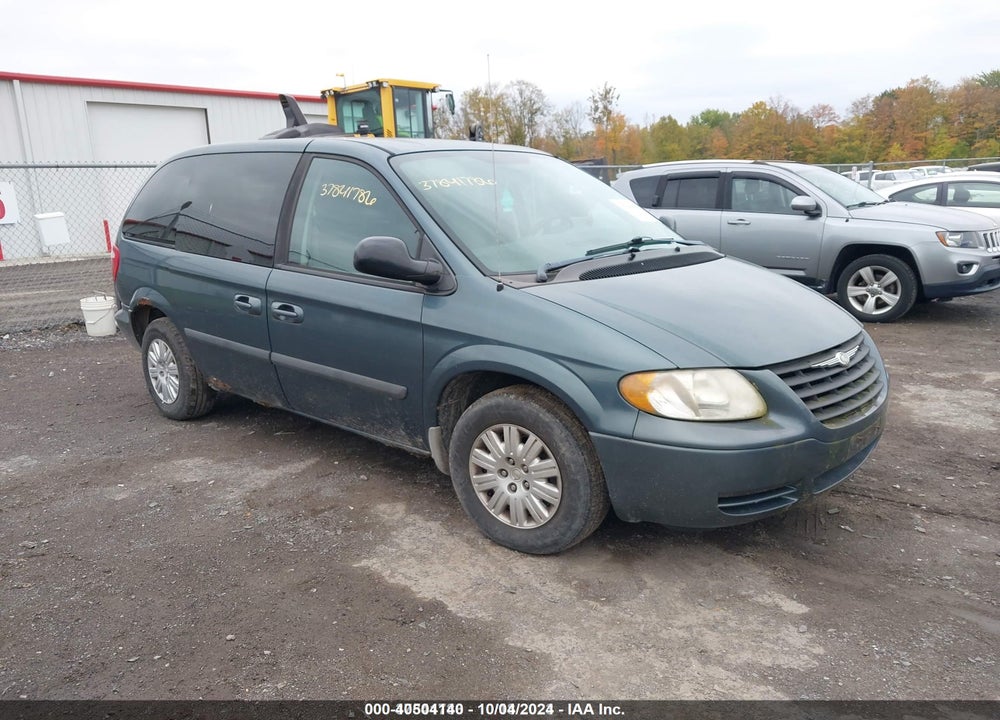 2005 CHRYSLER TOWN & COUNTRY VIN: 1C4GP45R85B379964