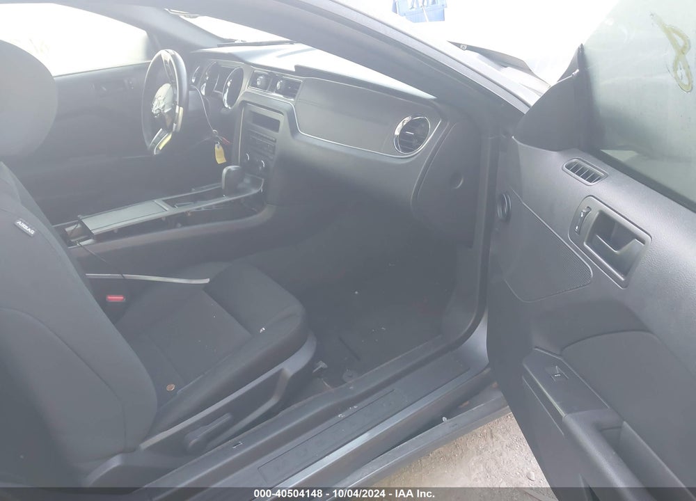 2014 FORD MUSTANG V6 VIN: 1ZVBP8AM0E5326604